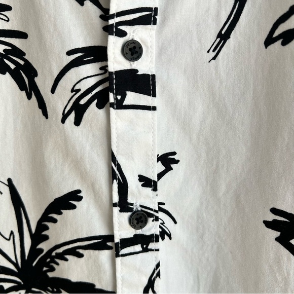 Denim and Flower | Men's White Palm Tree Print Shirt - Picture 5 of 10